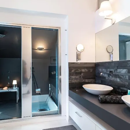 Casa Cantagallo 4&4, Emma *