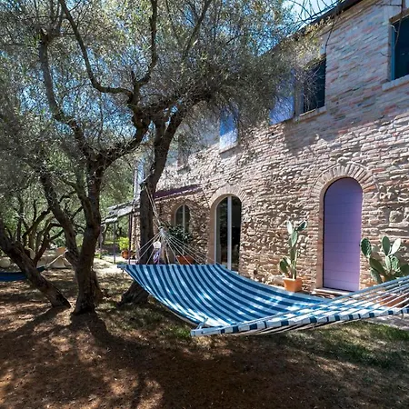 Casa Cantagallo 4&4, Emma Villa *